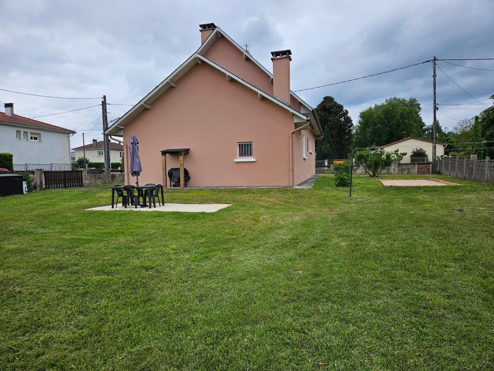 לנמזאן Gite La Maison Rose מראה חיצוני תמונה